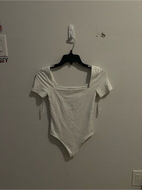 Babaton White Square Neck Short Sleeve Bodysuit - Women's Top